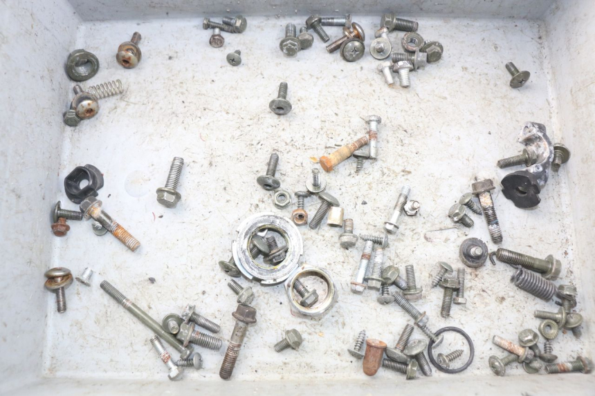 photo de TORBA ZESTAW ŚRUB I WKRĘTÓW YAMASAKI MSX 50 (2013 - 2022) - Widok główny