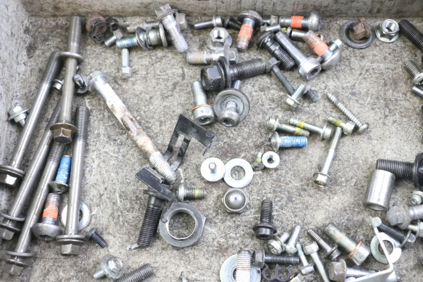 photo de TORBA ZESTAW ŚRUB I WKRĘTÓW YAMAHA MT-07 MT07 ABS 700 (2014 - 2017) - Szczegół części