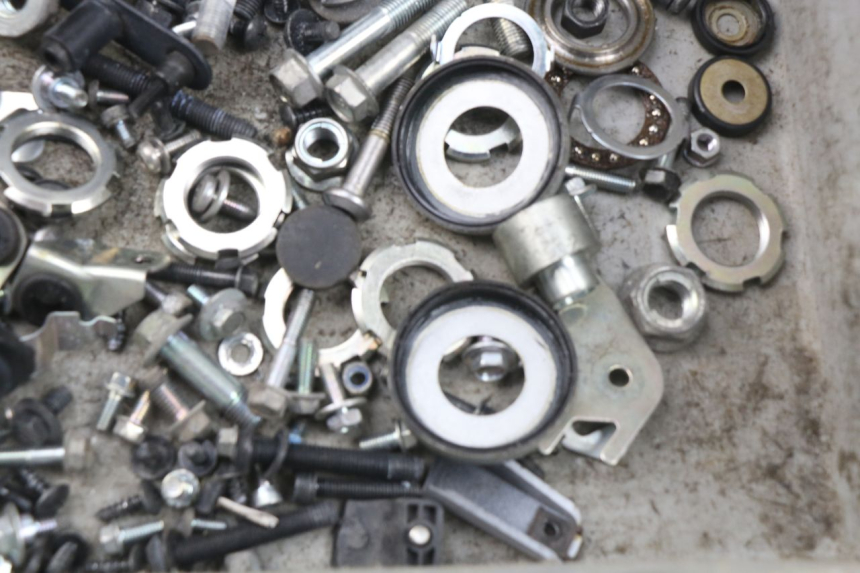 photo de WOREK ŚRUB I WKRĘTÓW MBK MW TRYPTIK 125 (2017 - 2022) - Zoom stanu zużycia