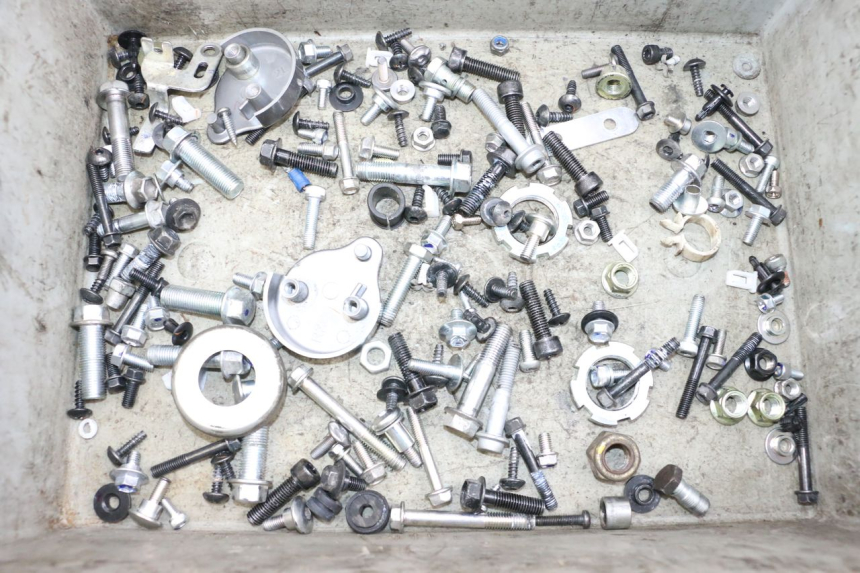 photo de WOREK ŚRUB I ŚRUBEK YAMAHA NEO'S CORE 1 (2022 - 2026) - Widok główny