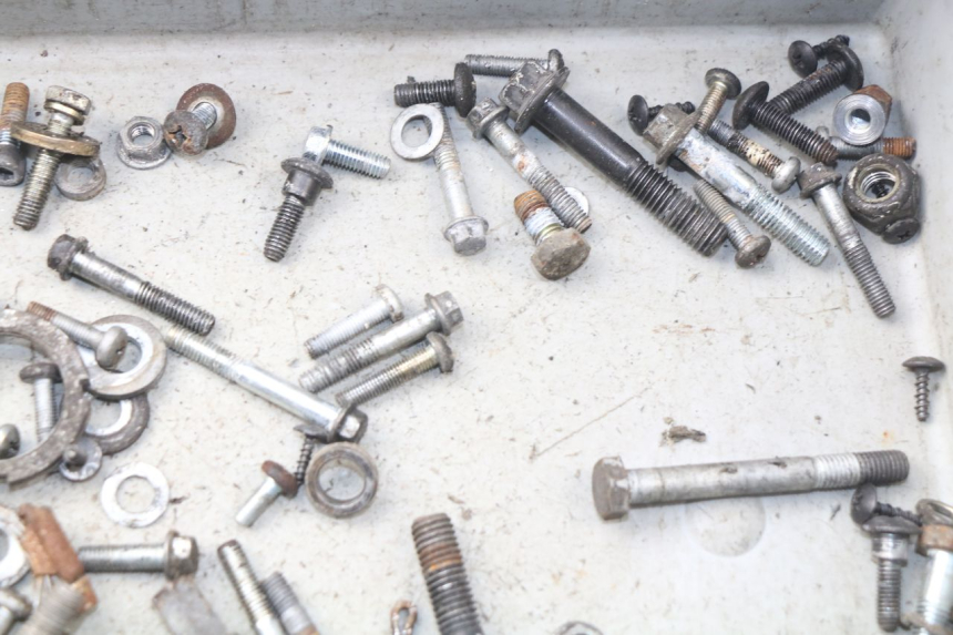 photo de WOREK ŚRUB I WKRĘTÓW PIAGGIO NEW TYPHOON 50 (2010 - 2017) - Zoom stanu zużycia