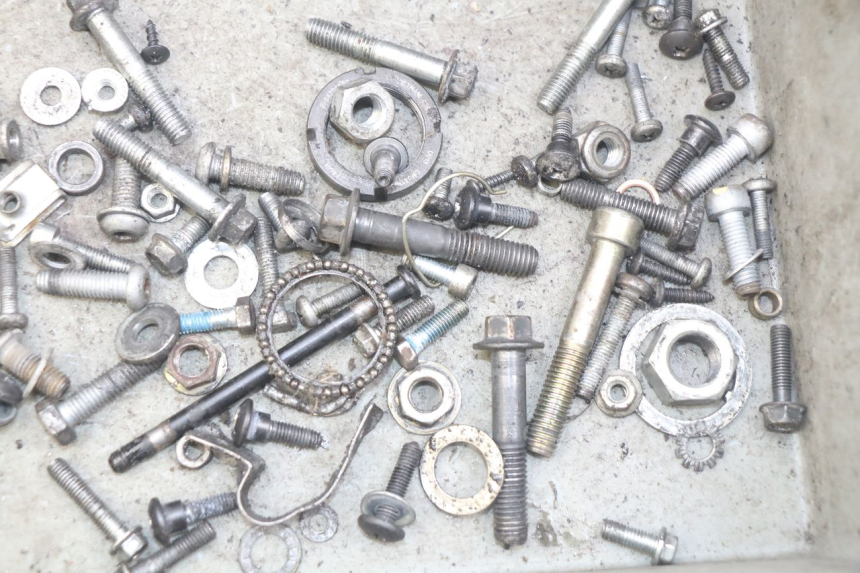 photo de WOREK ŚRUB I WKRĘTÓW PIAGGIO NEW TYPHOON 50 (2018 - 2021) - Szczegół części