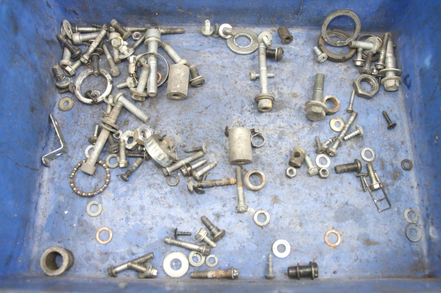 photo de WOREK ŚRUB I WKRĘTÓW PIAGGIO NEW TYPHOON 50 (2018 - 2021) - Widok główny