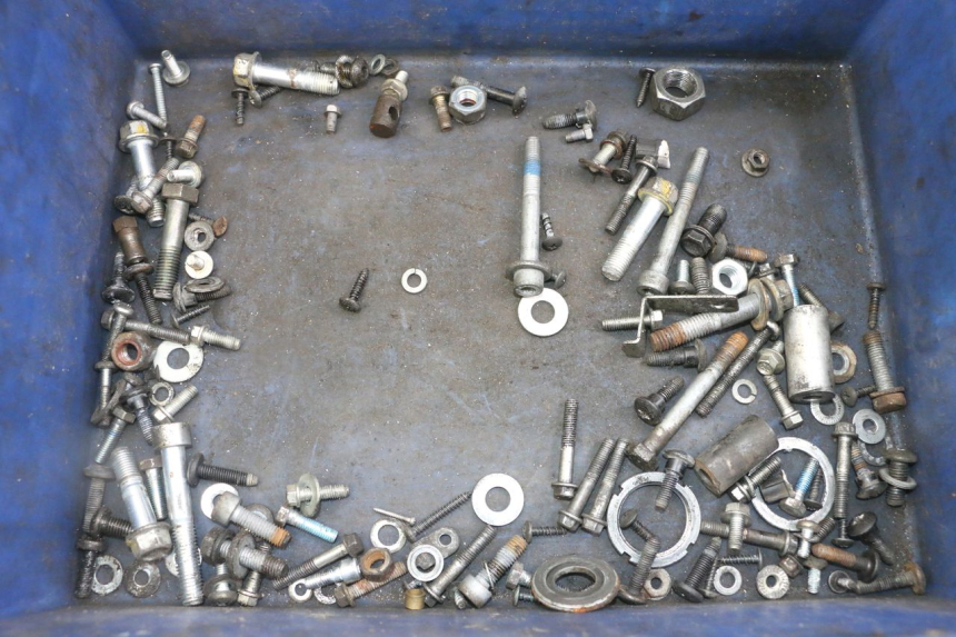 photo de WOREK ŚRUB I WKRĘTÓW PIAGGIO NEW TYPHOON 50 (2018 - 2021) - Widok główny