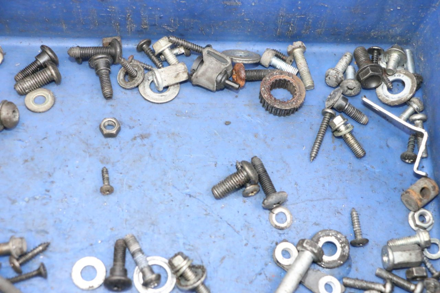 photo de WOREK ŚRUB I WKRĘTÓW PIAGGIO NEW TYPHOON 50 (2018 - 2021) - Widok ogólny