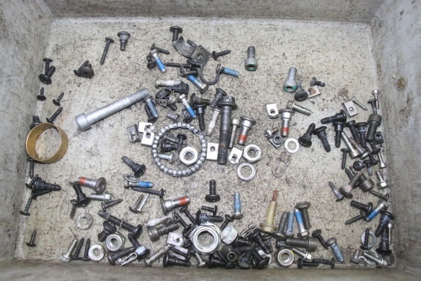 photo de WOREK ŚRUB I WKRĘTÓW PIAGGIO NRG POWER PUREJET 50 (2018 - 2021) - Widok główny