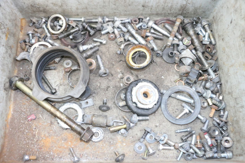 photo de WOREK ŚRUB I WKRĘTÓW HONDA NTV DEAUVILLE 650 (1998 - 2001) - Szczegół części