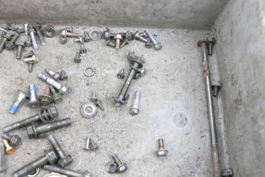 photo de WOREK ŚRUB I WKRĘTÓW JM MOTORS OLDIES GT 4T 50 (2018 - 2025) - Zbliżenie techniczne