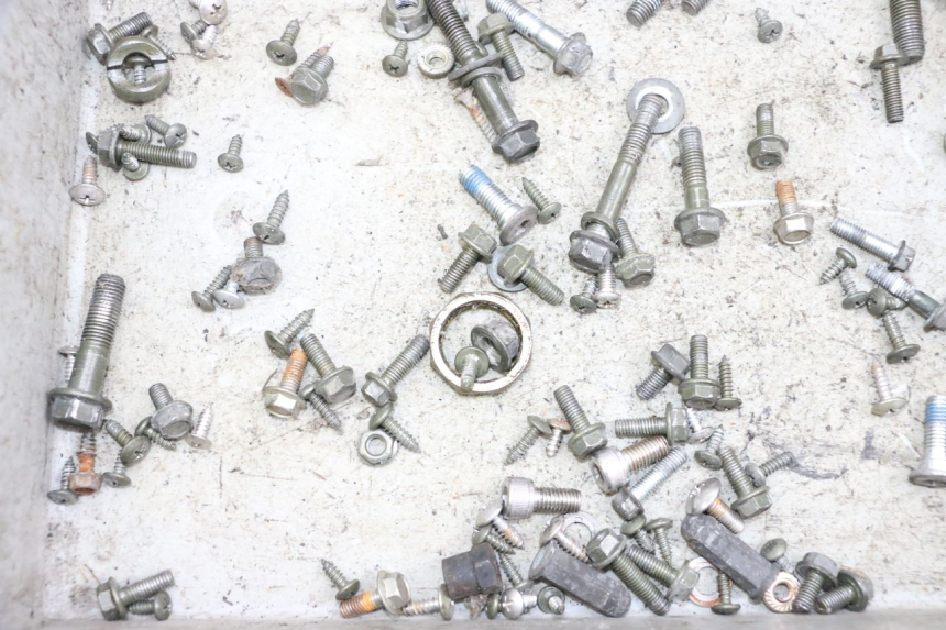 photo de WOREK ŚRUB I WKRĘTÓW JM MOTORS OLDIES GT 4T 50 (2018 - 2025) - Inny kąt widzenia