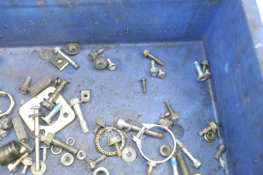 photo de WOREK ŚRUB I WKRĘTÓW JM MOTORS OLDIES RS 4T 50 (2021 - 2024) - Inny kąt widzenia