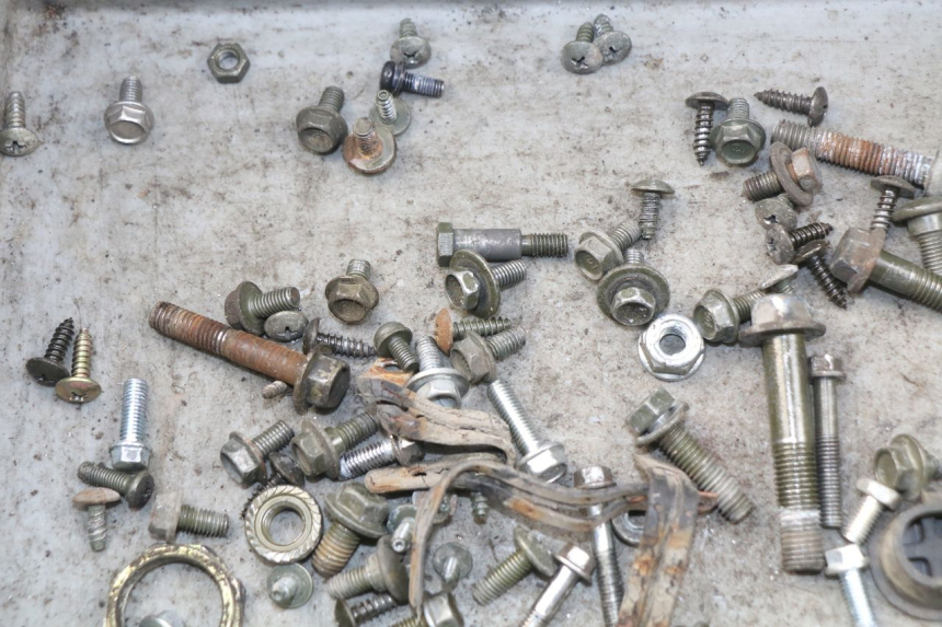 photo de WOREK ŚRUB I WKRĘTÓW SYM ORBIT 2 4T 50 (2008 - 2017) - Inny kąt widzenia