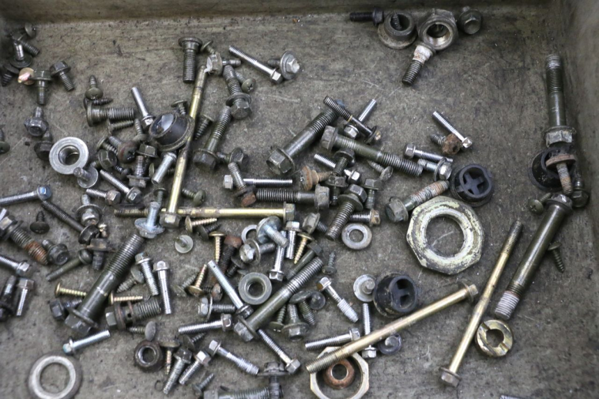 photo de WOREK ŚRUB I WKRĘTÓW SYM ORBIT 2 50 (2008 - 2014) - Szczegół części