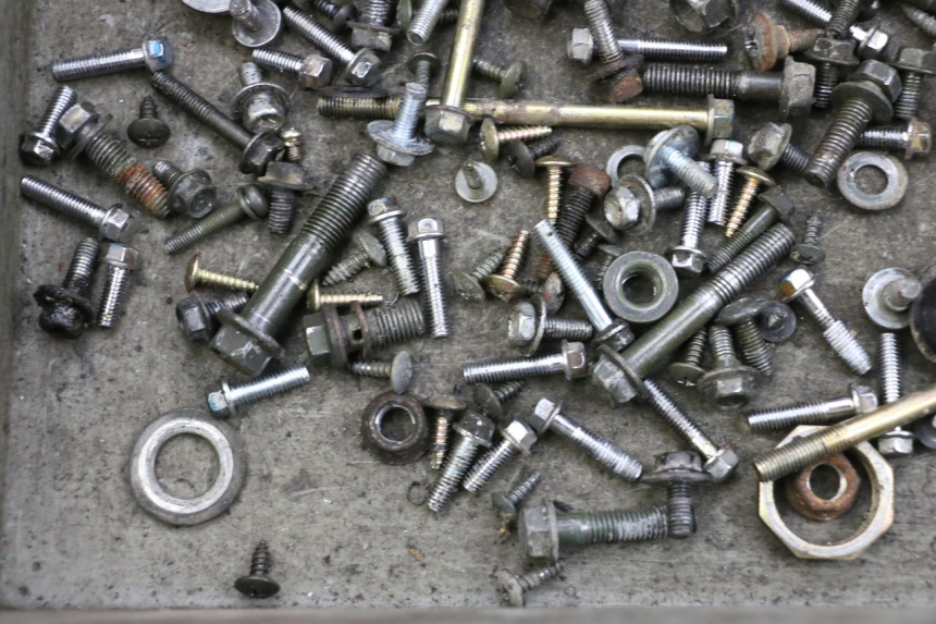 photo de WOREK ŚRUB I WKRĘTÓW SYM ORBIT 2 50 (2008 - 2014) - Inny kąt widzenia