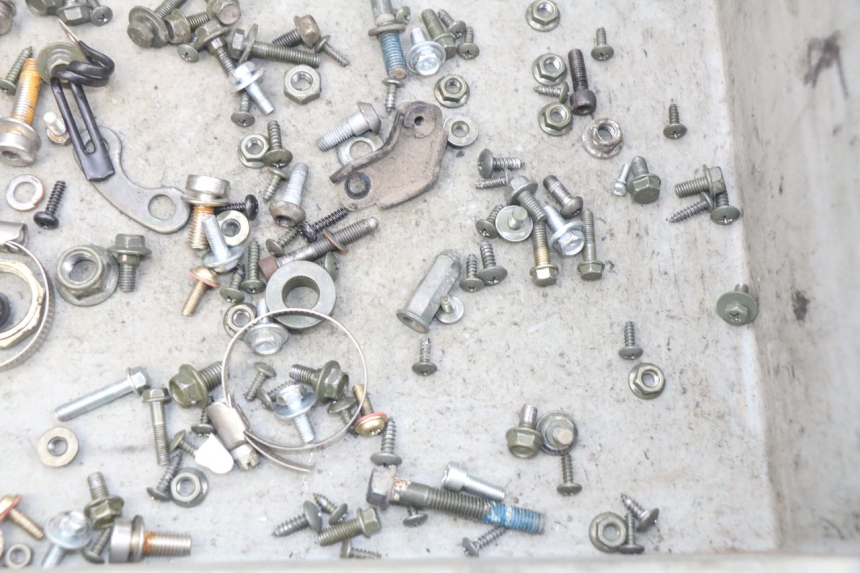 photo de TORBA ZESTAW ŚRUB I WKRĘTÓW SYM ORBIT III 3 4T 50 (2018 - 2021) - Zoom stanu zużycia