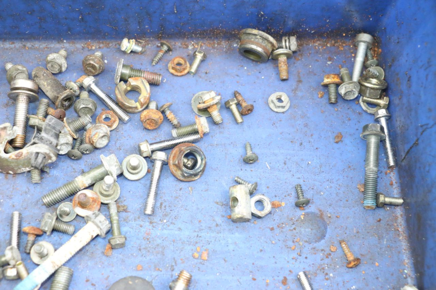 photo de TORBA ZESTAW ŚRUB I WKRĘTÓW SYM ORBIT III 3 4T 50 (2018 - 2021) - Zoom stanu zużycia