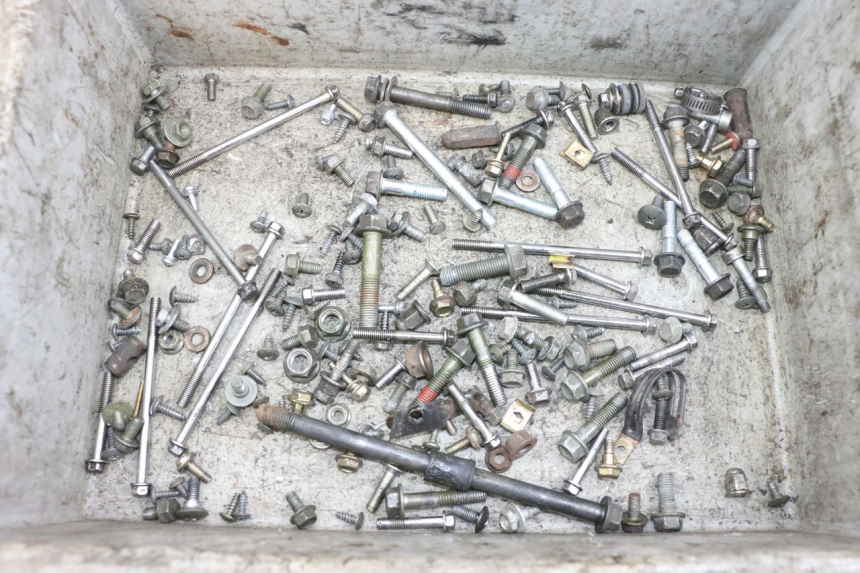 photo de WOREK Z ŚRUBAMI I ELEMENTAMI ZŁĄCZNYMI SYM ORBIT III 3 4T 50 (2021 - 2025) - Widok główny