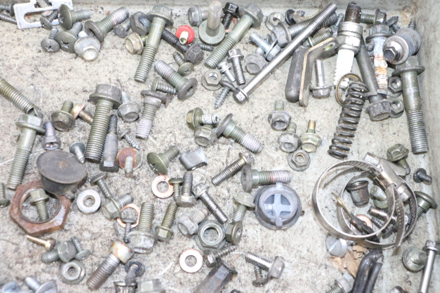 photo de TORBA ZESTAW ŚRUB I WKRĘTÓW SYM ORBIT III 3 4T 50 (2018 - 2021) - Widok ogólny