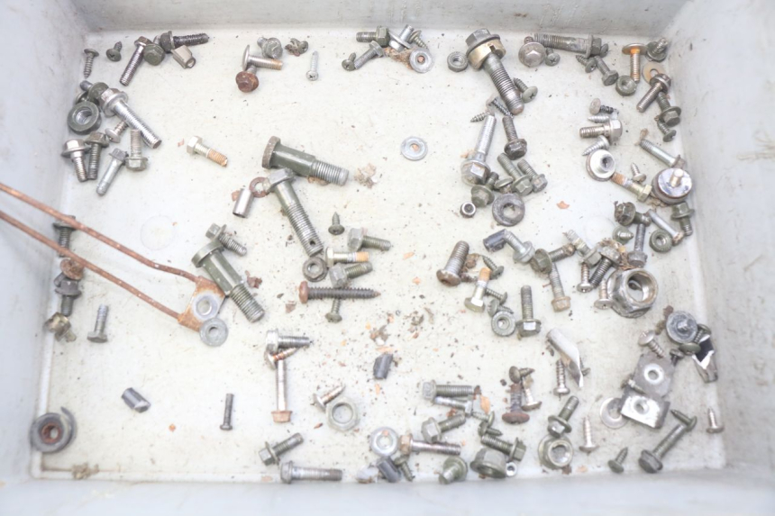 photo de TORBA ZESTAW ŚRUB I WKRĘTÓW TNT MOTOR OTTO 2T 50 (2012 - 2018) - Widok główny