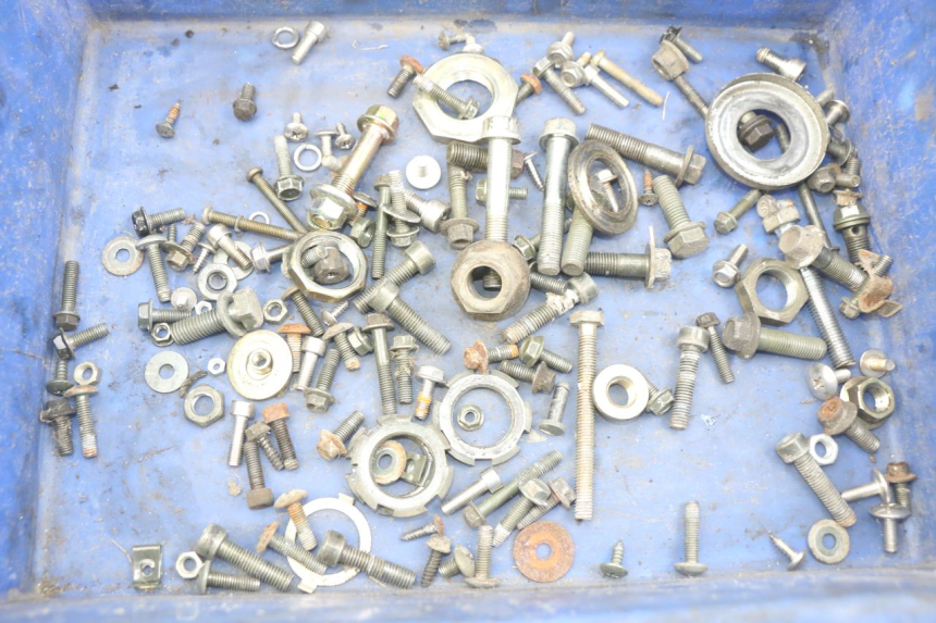 photo de TORBA ZESTAW ŚRUB I WKRĘTÓW TNT MOTOR OTTO 2T 50 (2012 - 2018) - Szczegół części