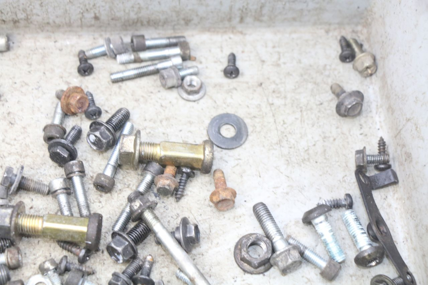 photo de WOREK ŚRUB I WKRĘTÓW MBK OVETTO 2T 50 (2007 - 2017) - Inny kąt widzenia