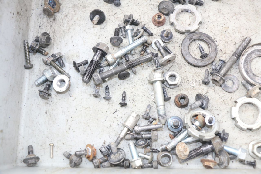 photo de WOREK ŚRUB I WKRĘTÓW MBK OVETTO 4T 50 (2008 - 2016) - Zoom stanu zużycia