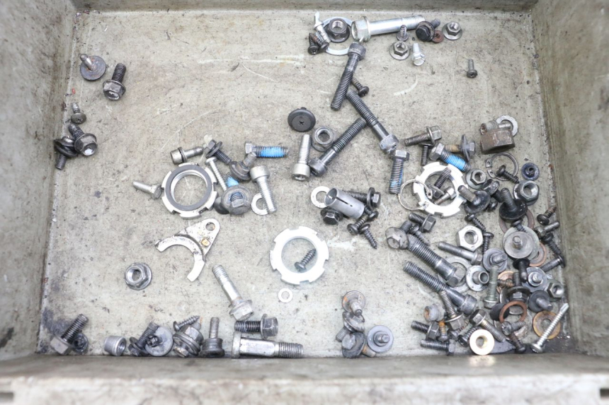 photo de WOREK ŚRUB I ŚRUBEK MBK OVETTO ONE 2T 50 (2013 - 2017) - Widok główny