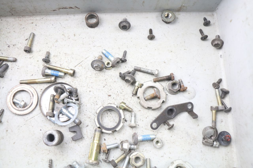 photo de WOREK ŚRUB I WKRĘTÓW MBK OVETTO 50 (1998 - 2007) - Szczegół części