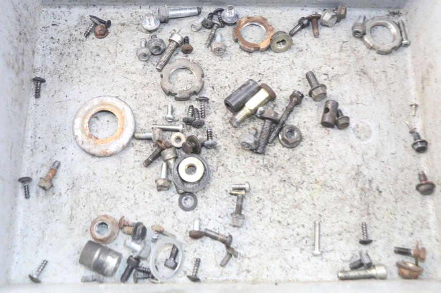 photo de WOREK ŚRUB I WKRĘTÓW MBK OVETTO 50 (1998 - 2007) - Szczegół części