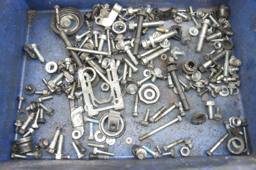 photo de WOREK ŚRUB I ŚRUBEK HONDA PCX (JF28) 125 (2009 - 2011) - Widok główny