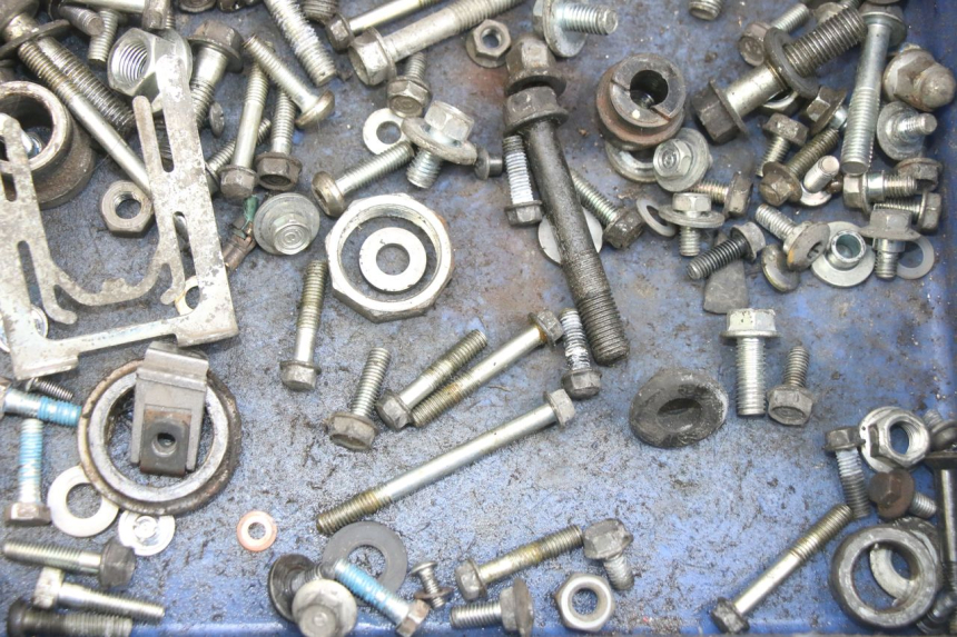 photo de WOREK ŚRUB I ŚRUBEK HONDA PCX (JF28) 125 (2009 - 2011) - Zoom stanu zużycia