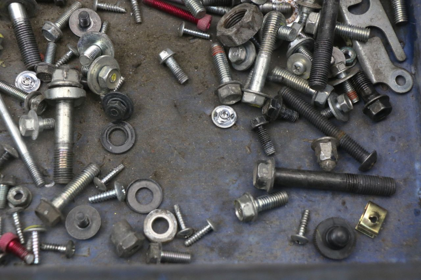 photo de WOREK ŚRUB I WKRĘTÓW HONDA PCX (JF47) 125 (2012 - 2013) - Zbliżenie techniczne