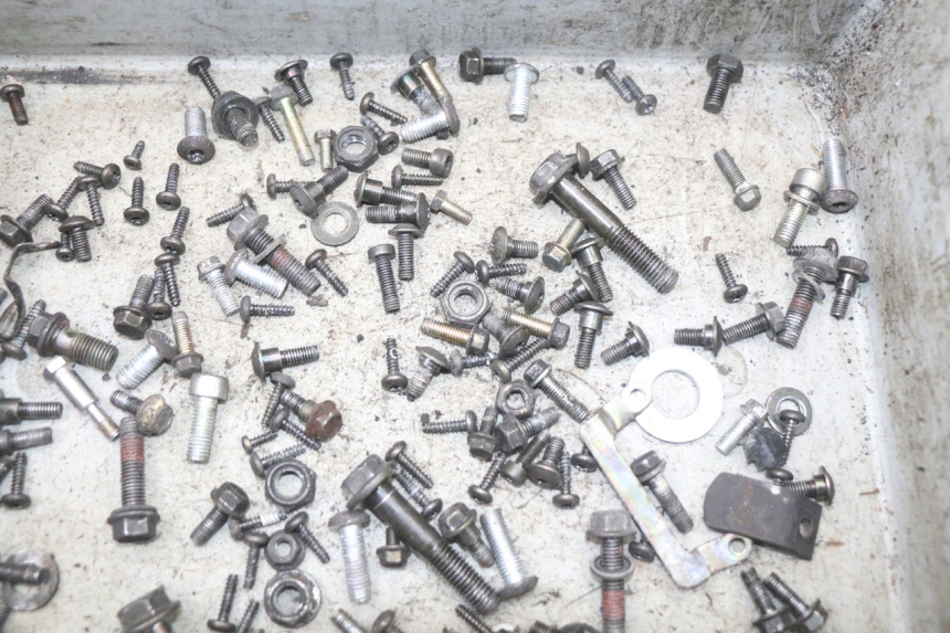 photo de WOREK ŚRUB I WKRĘTÓW PEUGEOT DJANGO 125 (2014 - 2017) - Zoom stanu zużycia