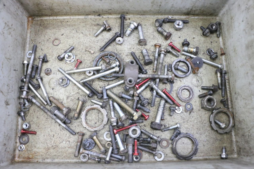 photo de WOREK Z ŚRUBAMI I ELEMENTAMI ZŁĄCZNYMI PEUGEOT TKR TREKKER FURIOUS 50 (2005 - 2014) - Widok główny