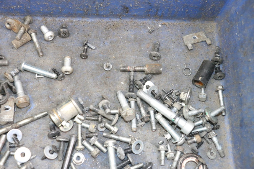 photo de WOREK ŚRUB I WKRĘTÓW PIAGGIO LIBERTY IGET 4T 50 (2021 - 2025) - Inny kąt widzenia