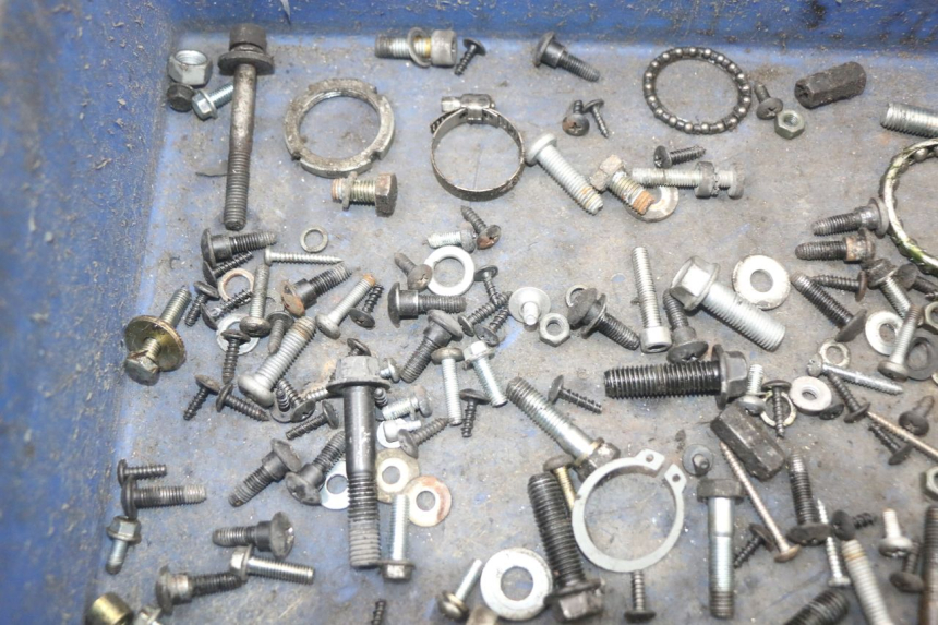 photo de WOREK ŚRUB I WKRĘTÓW PIAGGIO NEW TYPHOON 50 (2010 - 2017) - Szczegół części