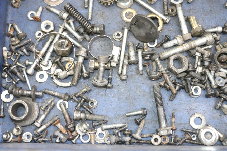 photo de WOREK ŚRUB I WKRĘTÓW PIAGGIO VESPA GRANTURISMO 200 (2004 - 2005) - Zoom stanu zużycia