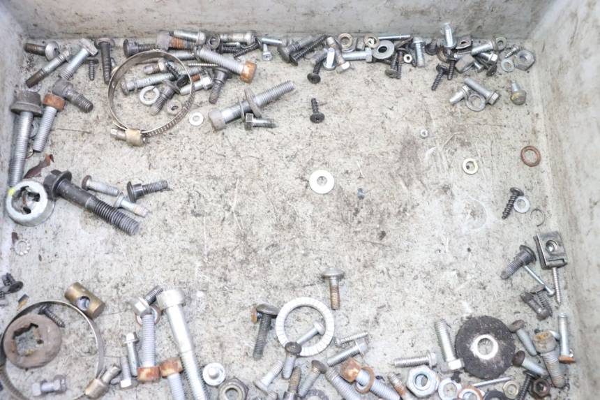 photo de WOREK ŚRUB I WKRĘTÓW PIAGGIO VESPA LX IE 125 (2010 - 2012) - Szczegół części