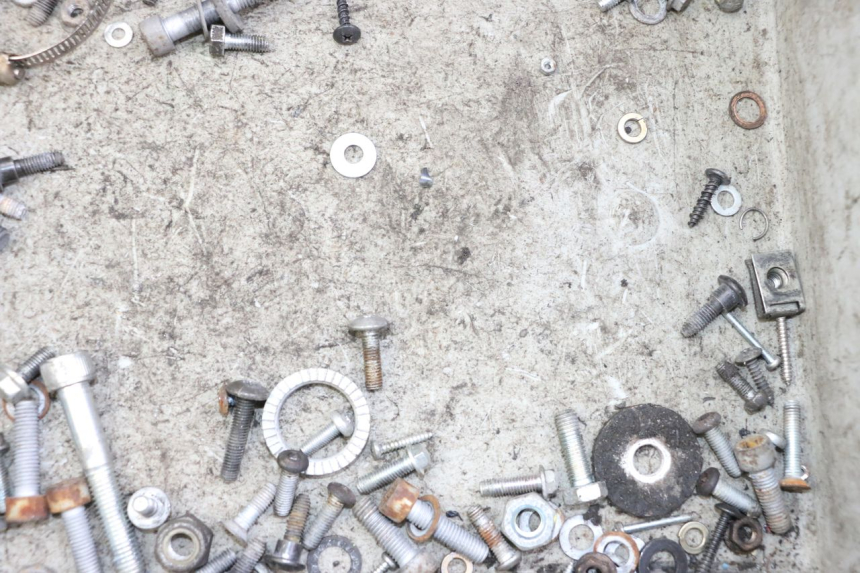 photo de WOREK ŚRUB I WKRĘTÓW PIAGGIO VESPA LX IE 125 (2010 - 2012) - Zoom stanu zużycia