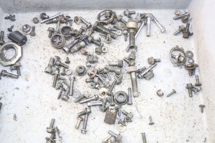 photo de WOREK ŚRUB I WKRĘTÓW KEEWAY PIXEL 50 (2008 - 2011) - Szczegół części