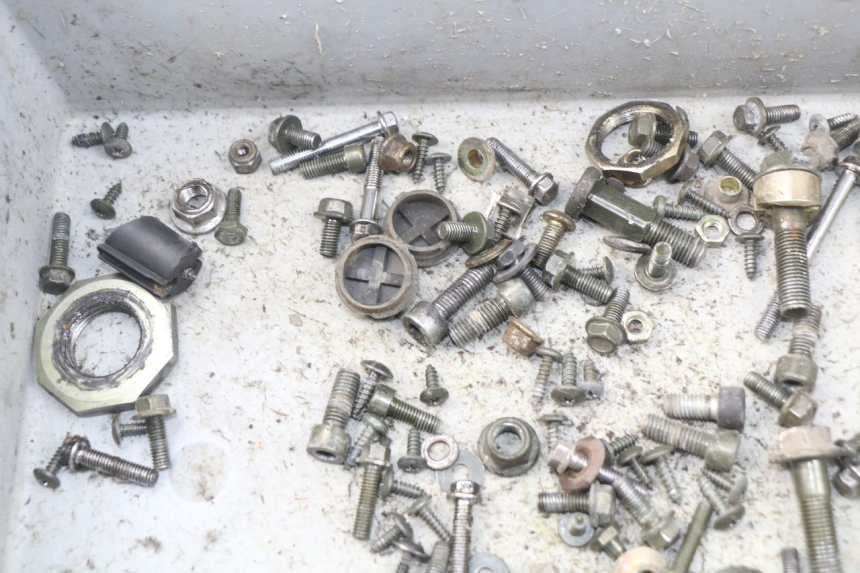 photo de WOREK ŚRUB I WKRĘTÓW KEEWAY PIXEL 50 (2008 - 2011) - Inny kąt widzenia