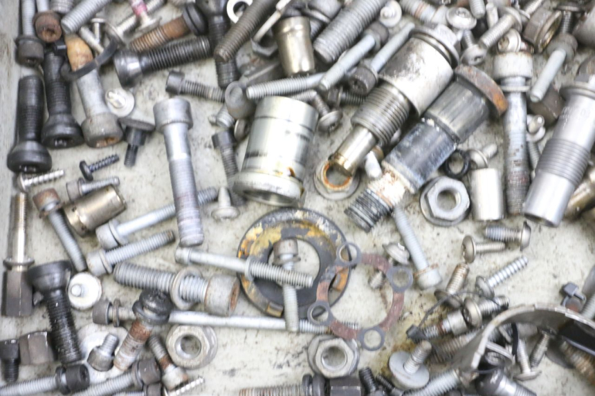 photo de WOREK ŚRUB I WKRĘTÓW BMW R RT ABS 1200 (2010 - 2014) - Zbliżenie techniczne