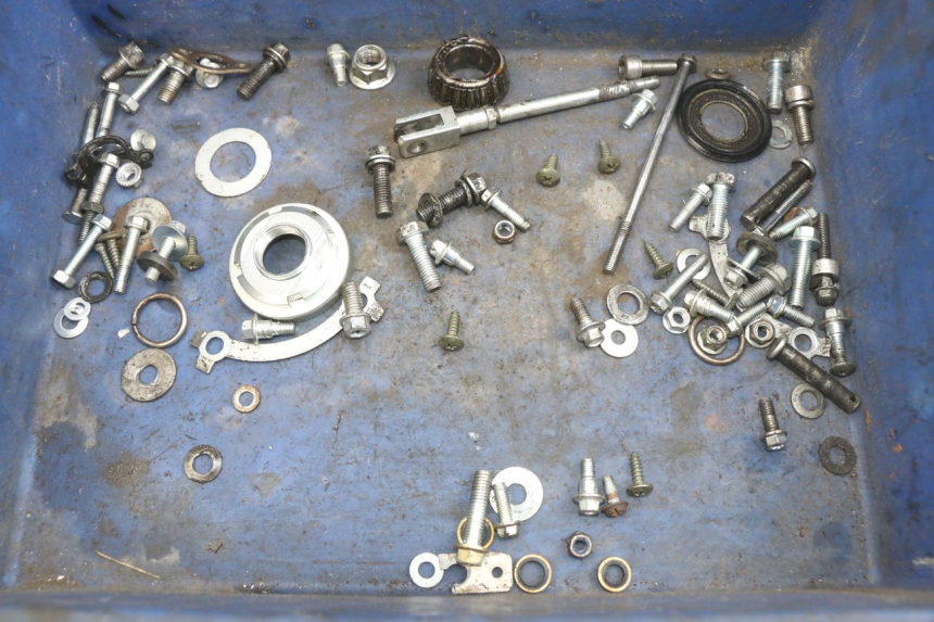 photo de WOREK ŚRUB I WKRĘTÓW YCF R-START 125 - Widok główny