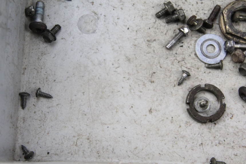 photo de WOREK ŚRUB I WKRĘTÓW RIDE RACE 2T 50 (2012 - 2017) - Szczegół części