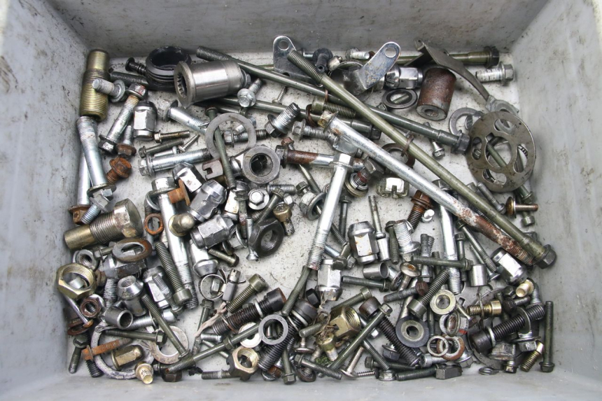 photo de TORBA ZESTAW ŚRUB I WKRĘTÓW SPY RACING F3 350 (2015 - 2022) - Widok główny