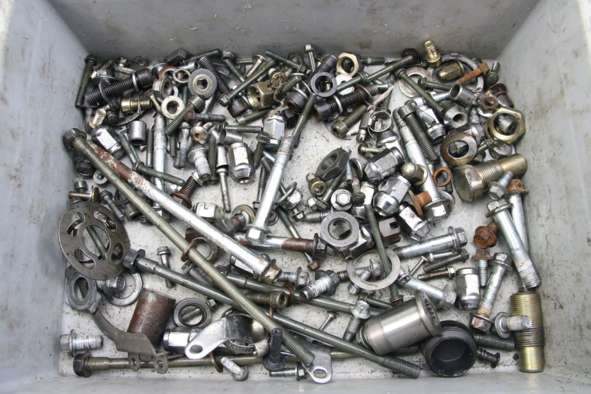 photo de TORBA ZESTAW ŚRUB I WKRĘTÓW SPY RACING F3 350 (2015 - 2022) - Szczegół części