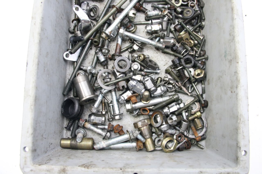 photo de TORBA ZESTAW ŚRUB I WKRĘTÓW SPY RACING F3 350 (2015 - 2022) - Inny kąt widzenia