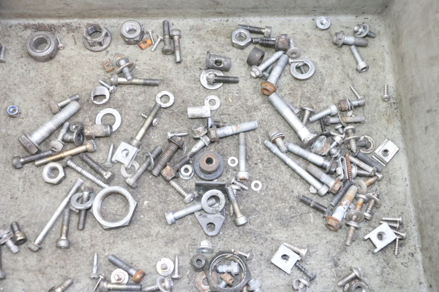 photo de WOREK ŚRUB I ŚRUBEK APRILIA RALLY AC 50 (1995 - 2004) - Szczegół części