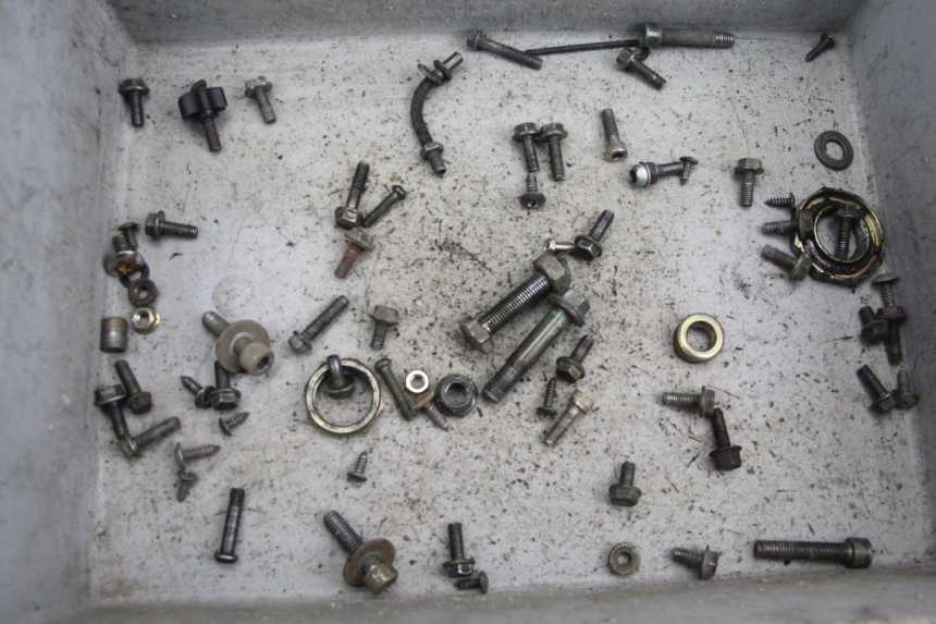 photo de TORBA ZESTAW ŚRUB I WKRĘTÓW TNT MOTOR ROMA 10' 2T 50 (2011 - 2018) - Widok główny