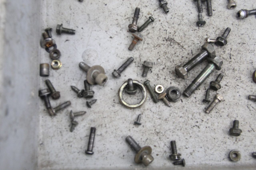 photo de TORBA ZESTAW ŚRUB I WKRĘTÓW TNT MOTOR ROMA 10' 2T 50 (2011 - 2018) - Szczegół części