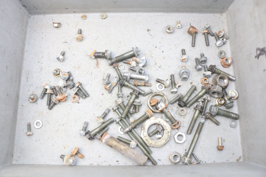 photo de TORBA ZESTAW ŚRUB I WKRĘTÓW TNT MOTOR ROMA 10' 4T 50 (2007 - 2018) - Widok główny